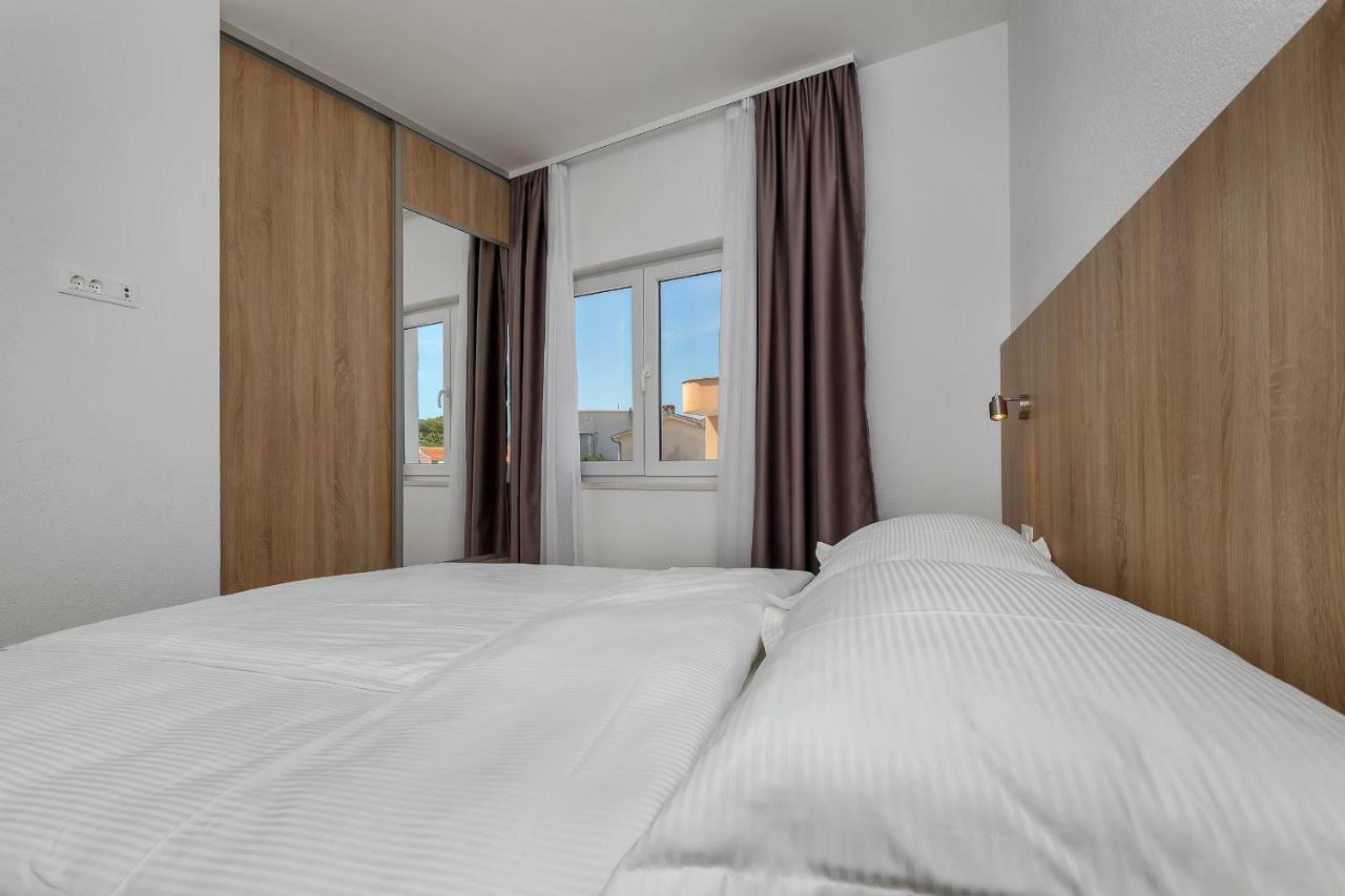 Apartmani Daniela Podgora Dış mekan fotoğraf